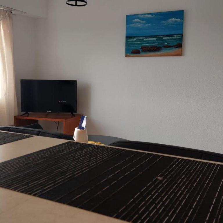 Impecable y amplio Zona Polideportivo y Hospital Privado - Apartamento de 1 dormitorio - 10