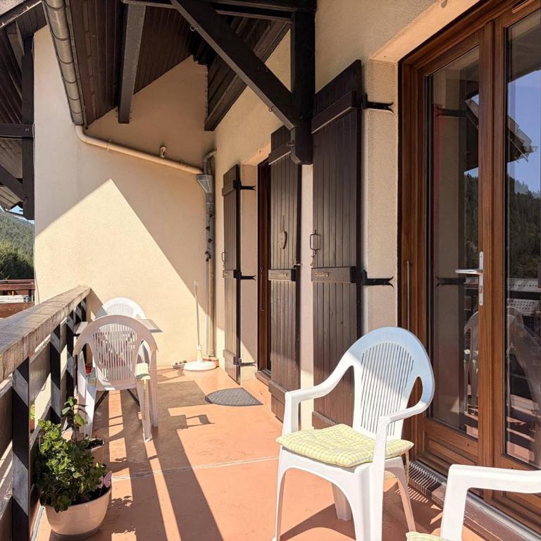 Appartement chaleureux, balcon - 5 pers. - FR-1-548-56 - Appartement - 11