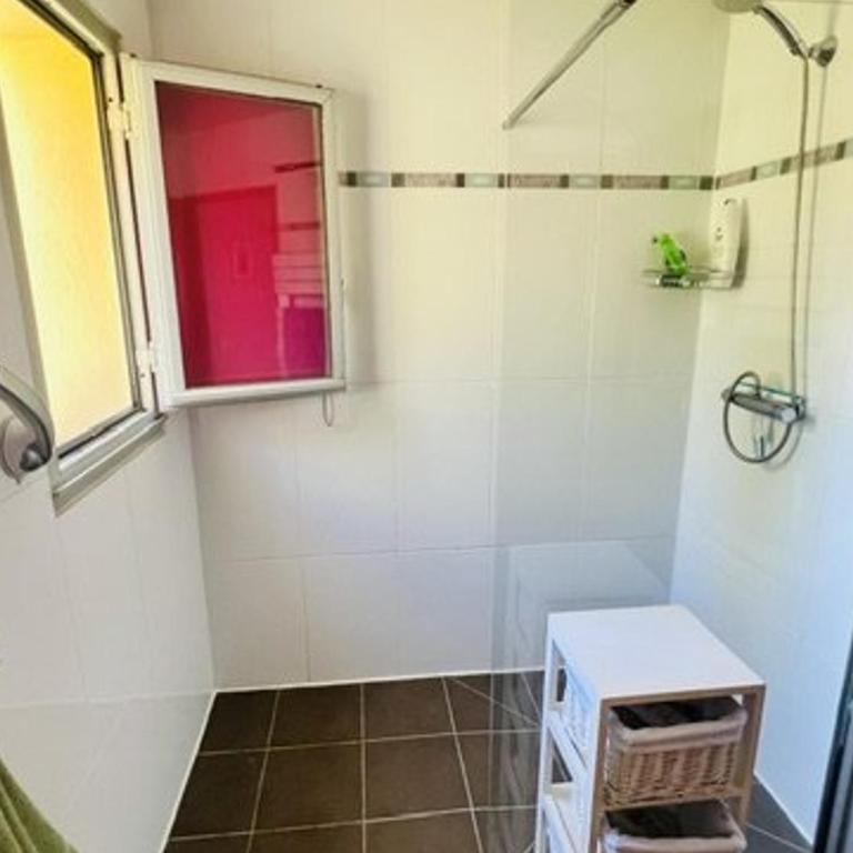 Appartement moderne, terrasse, parking - 4 pers. - FR-1-703-233 - Appartement - 12