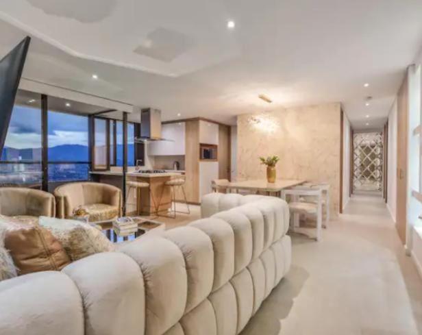 Apartamento de 3 habitaciones, con una vista espectacular de Medellin, en Palmas - Apartamento de 3 dormitorios - 18