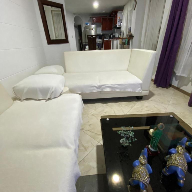 Casa a cinco minutos de Clinica medilacer y uniboyaca - Casa de 2 dormitorios - 7