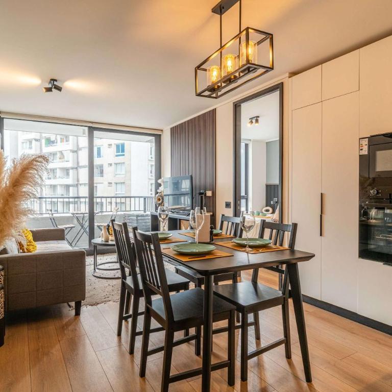 HOM I A Pasos Del Metro Nuble Depto 2PAX en Nunoa - Apartment - 2