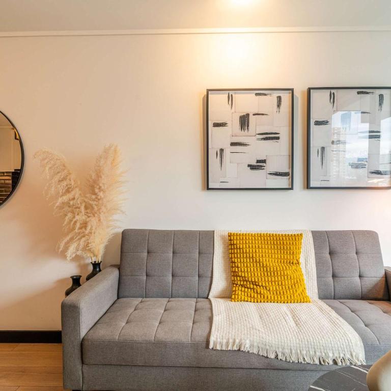 HOM I A Pasos Del Metro Nuble Depto 2PAX en Nunoa - Apartment - 12