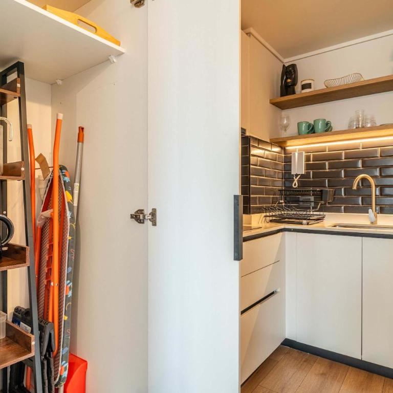 HOM I A Pasos Del Metro Nuble Depto 2PAX en Nunoa - Apartment - 31
