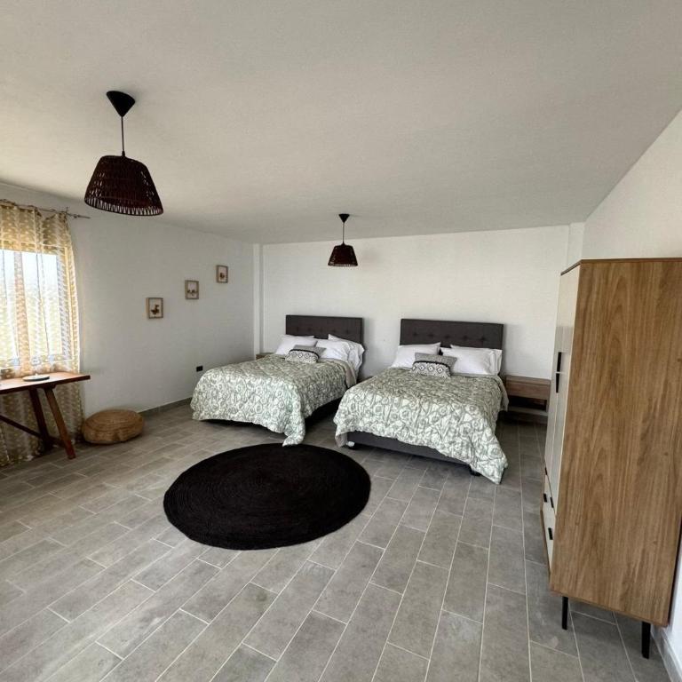 LA SIESTA Suites - Habitación Familiar con vistas al mar - 1
