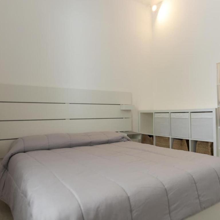 Villa near Cisternino with Pool and Orchard - Four-Bedroom Vacation Home - 34