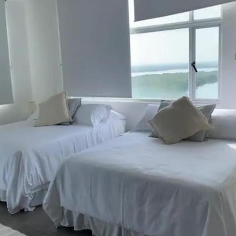 Penthouse luxury cartagena con vista al mar, piscina y capacidad para 12 personas - Four-Bedroom Platinum Apartment - 6