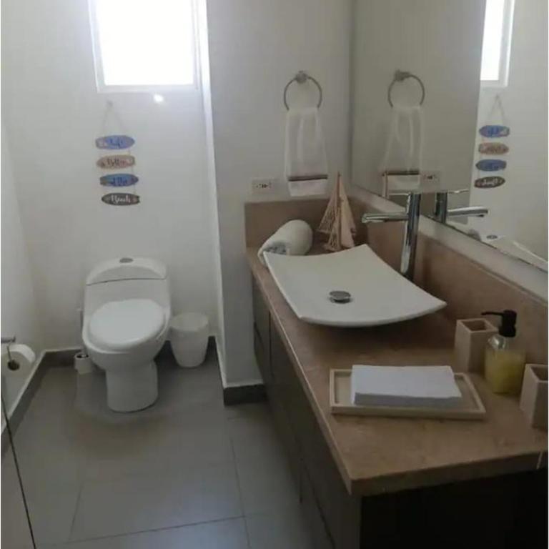 Penthouse luxury cartagena con vista al mar, piscina y capacidad para 12 personas - Four-Bedroom Platinum Apartment - 20