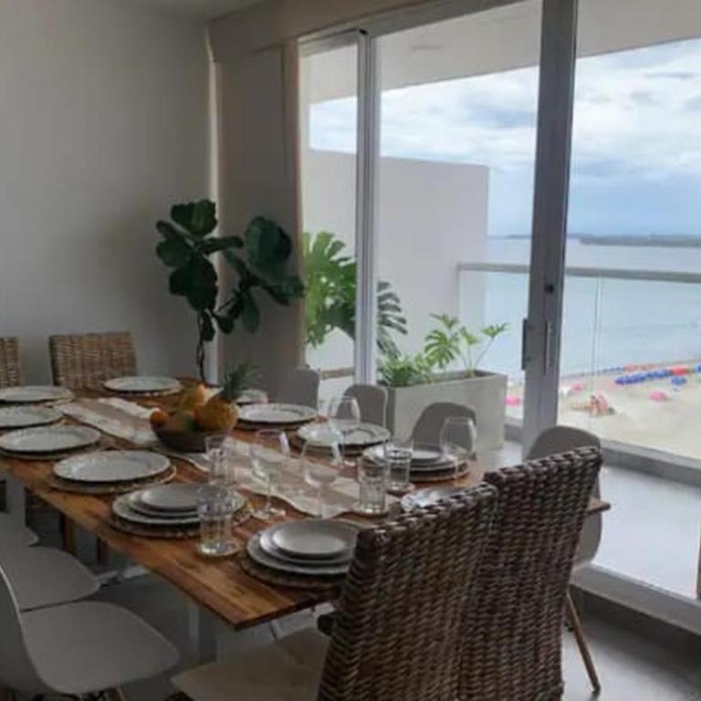 Penthouse luxury cartagena con vista al mar, piscina y capacidad para 12 personas - Four-Bedroom Platinum Apartment - 71