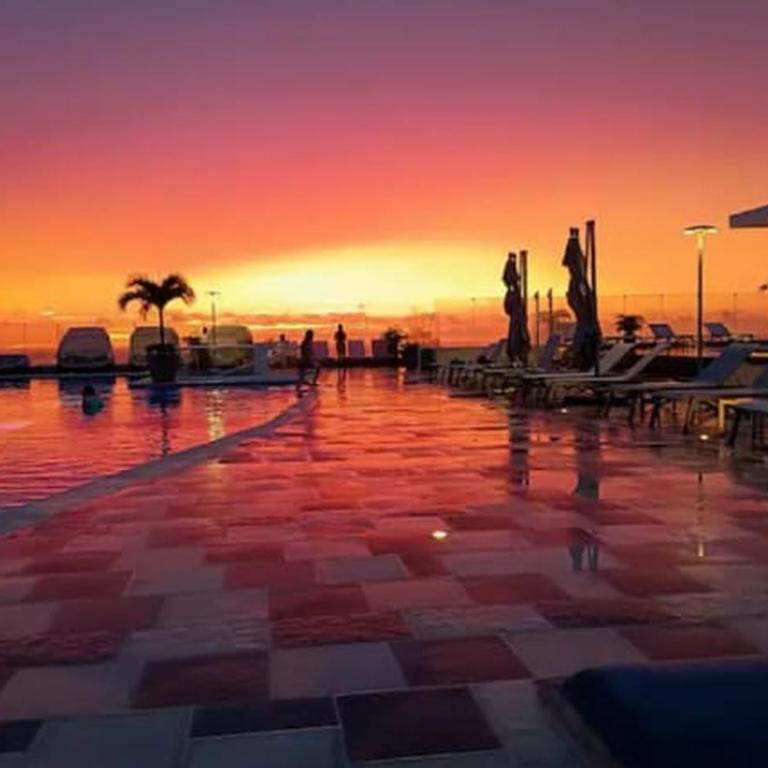 Penthouse luxury cartagena con vista al mar, piscina y capacidad para 12 personas - Four-Bedroom Platinum Apartment - 85