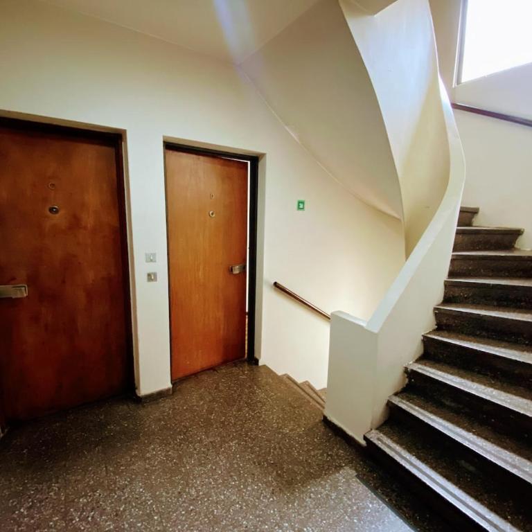 Downtown apartment in main road - Apartamento de 1 dormitorio - 2