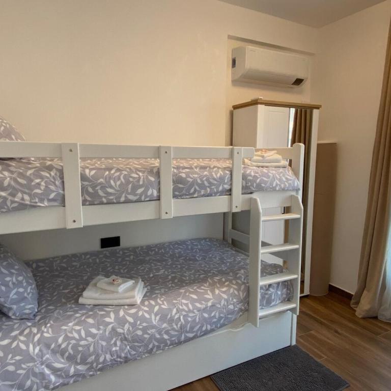 Aqua Tivat - Apartman sa 2 Spavaće Sobe i Balkonom - 15