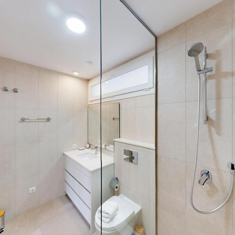 Serena by ON Travel - Apartamento con terraza - 18