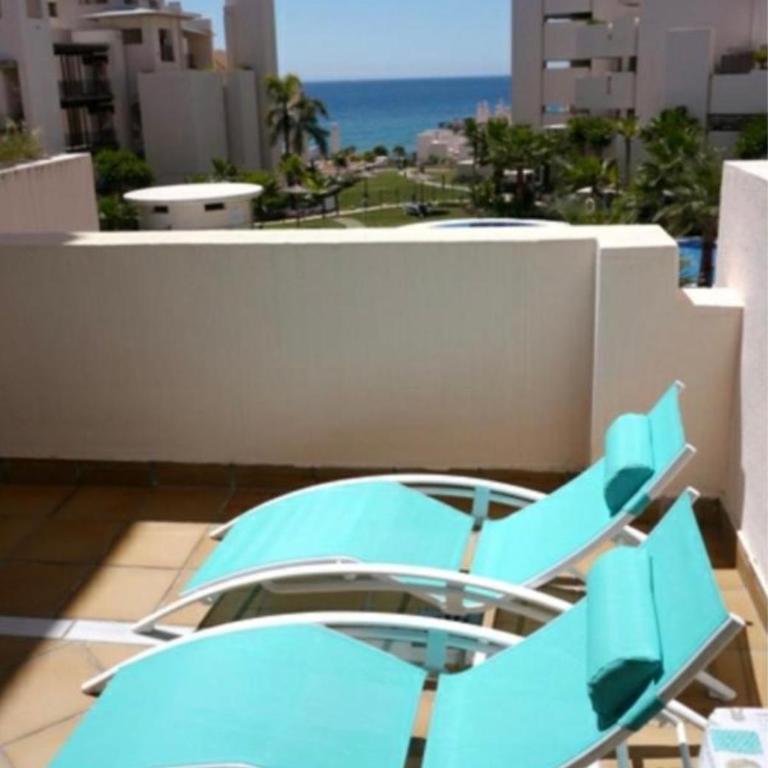 Bahia de la plata beach front new - Three-Bedroom Apartment - 11