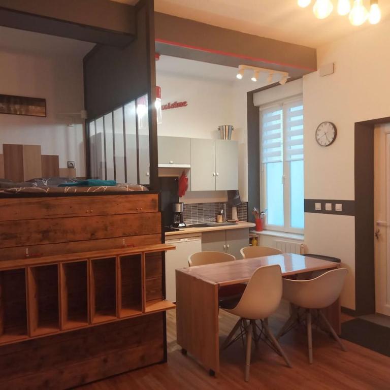 Premium studio proche ARENA Roosevelt centre ville Gare - Apartment mit 1 Schlafzimmer - 9