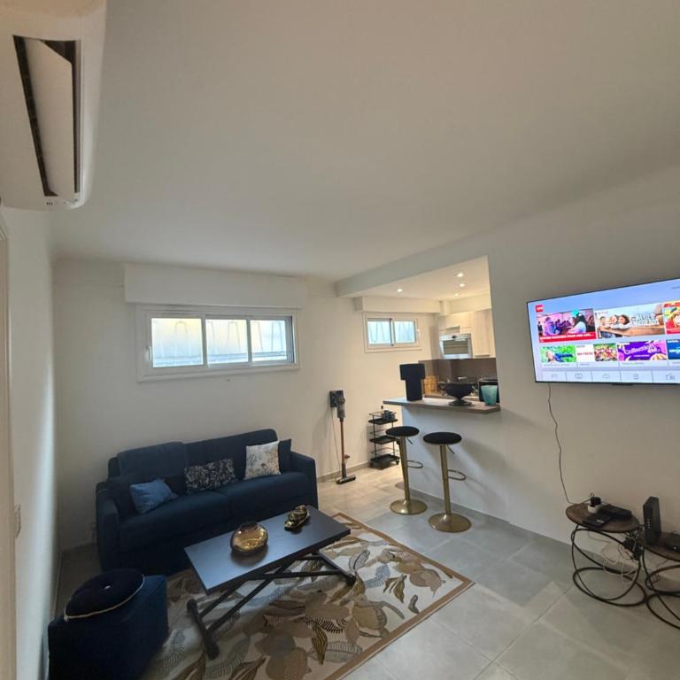 Superbe studio - 4min Gare et Centre ville - Appartement - 1