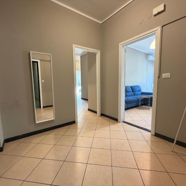 Apartments in Palazzo San Paolo with balconies by ML WHITE HOUSE - Three-Bedroom Apartment with Balcony - 4