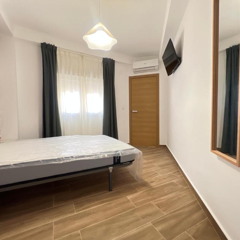 Habitación centro Almería - Habitación Doble con baño compartido - 6