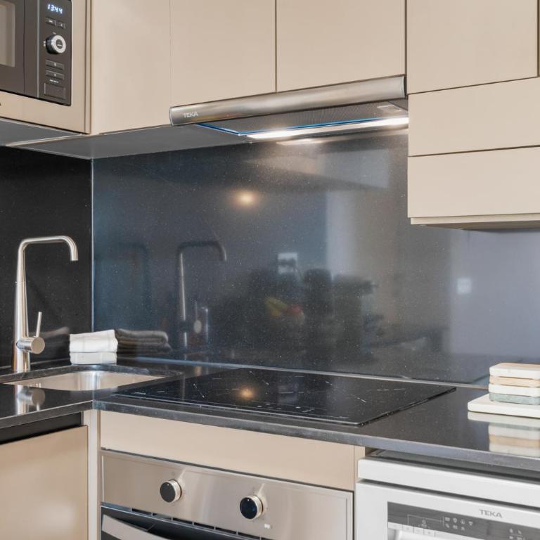 Ayres Boutique Apartment Old Town - Two-Bedroom Apartment - 18