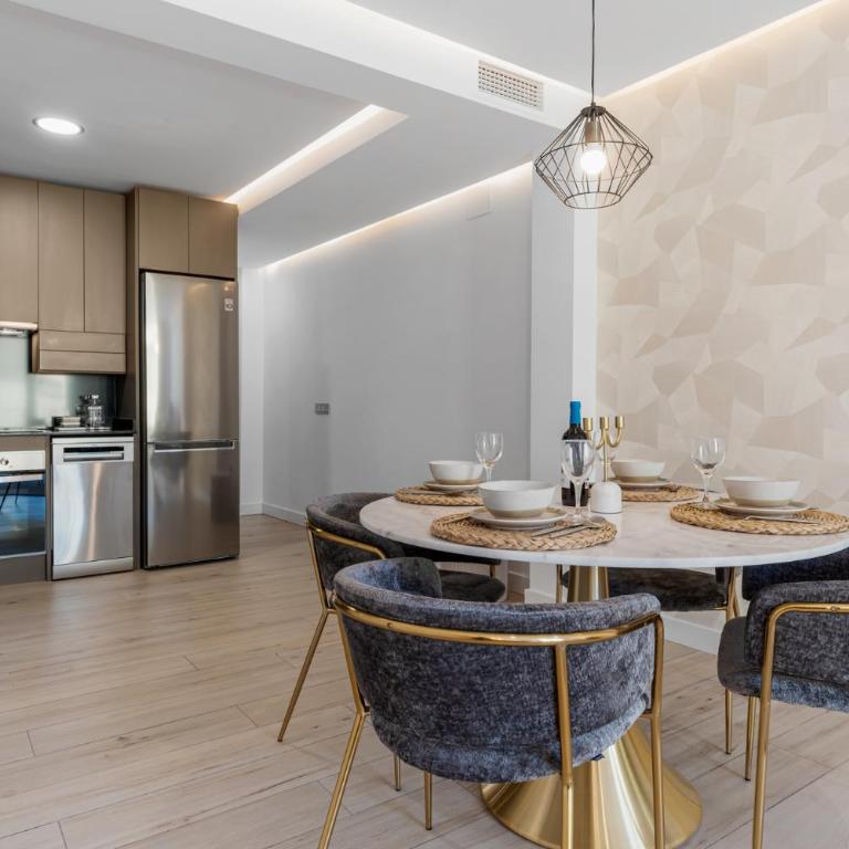 Ayres Boutique Apartment Old Town - Two-Bedroom Apartment - 17