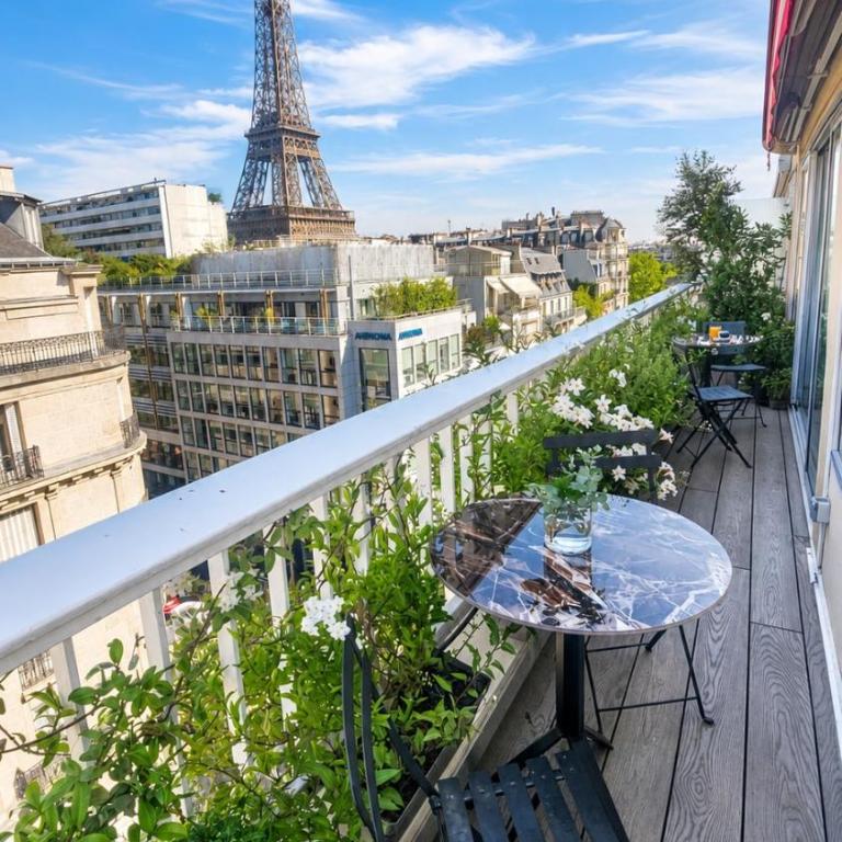 Eiffel Tower View Roof top Luxe services - Appartement 3 Chambres Premium avec Balcon - 12