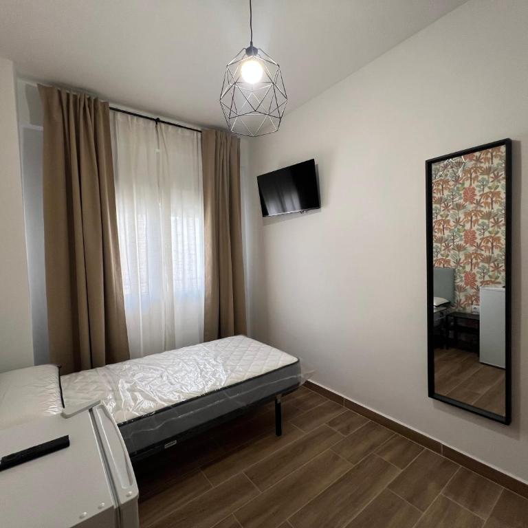 Habitación centro Almería - Habitación Individual Estándar con baño compartido - 2