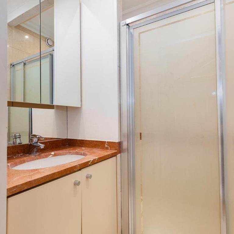 Modern suite near Champs Elysées - AC equipped - Apartamento de 1 dormitorio - 7