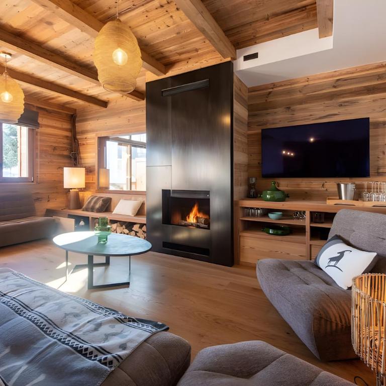 Chalet Picarvan piscine intérieure - Appartement Supérieur avec Balcon - 1
