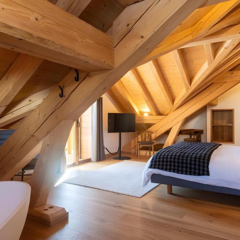 Chalet Picarvan piscine intérieure - Appartement Supérieur avec Balcon - 11