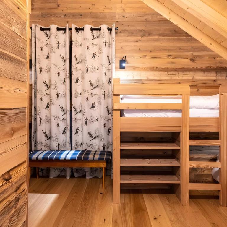 Chalet Picarvan piscine intérieure - Appartement Supérieur avec Balcon - 10