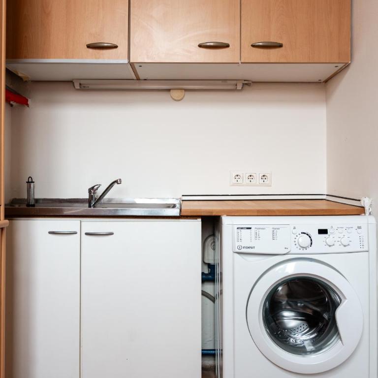 Spacious 3 Bedroom with Balcony - Apartment mit 3 Schlafzimmern und Balkon - 4