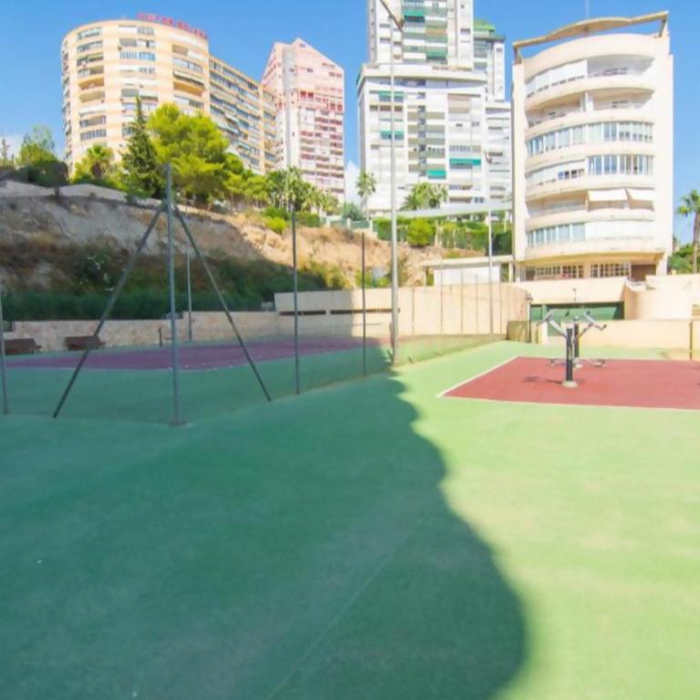 Apartamento Olivar Playa Benidorm - Three-Bedroom Apartment - 13