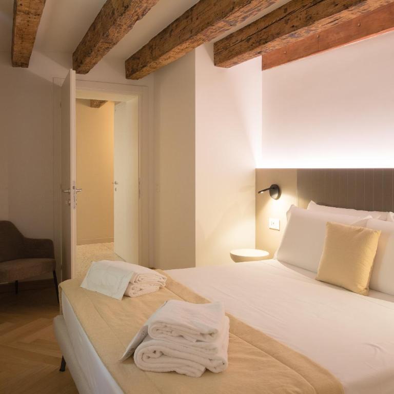 Dimora Cadorin Apartments - Two-Bedroom Deluxe Apartment - 12