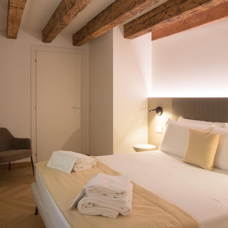 Dimora Cadorin Apartments - Two-Bedroom Deluxe Apartment - 11