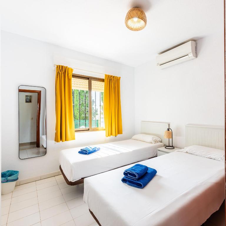 VILLA NORIA Menyber - Three-Bedroom House - 13