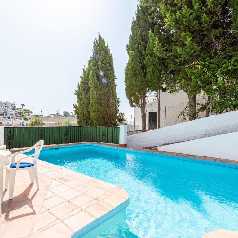 VILLA NORIA Menyber - Three-Bedroom House - 1