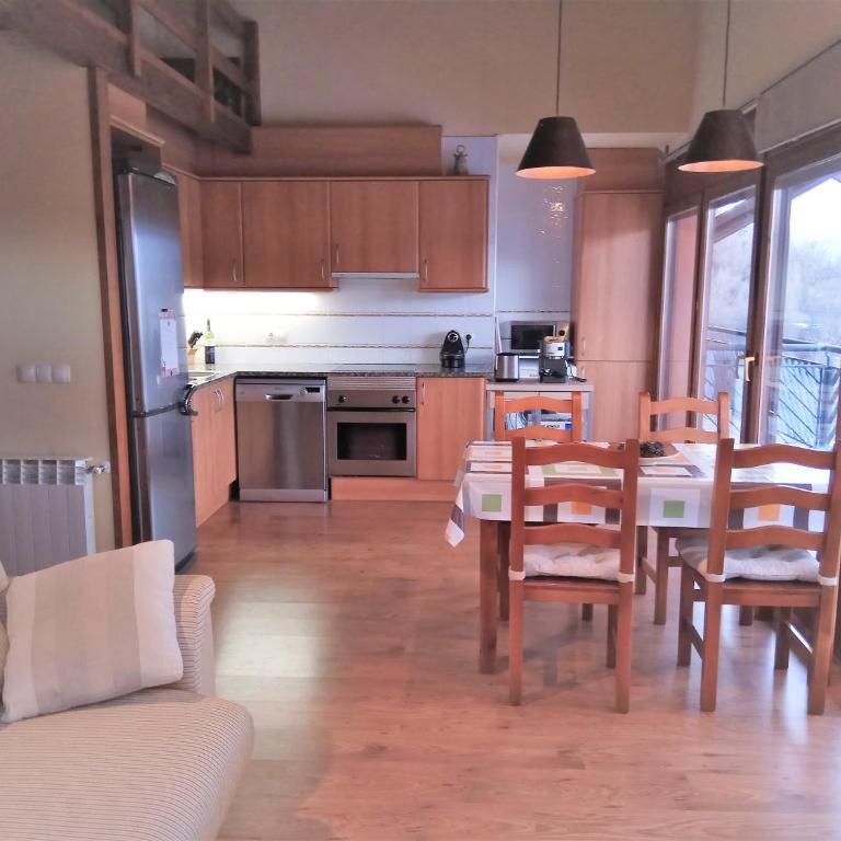Hauzify I Mirador del Puigmal - Apartment mit 2 Schlafzimmern und Terrasse - 1