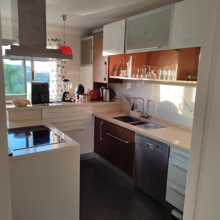 4 Bedroom Villa Pto Cruz-Private Pool-Jacuzzi-WiFi - Villa - 46