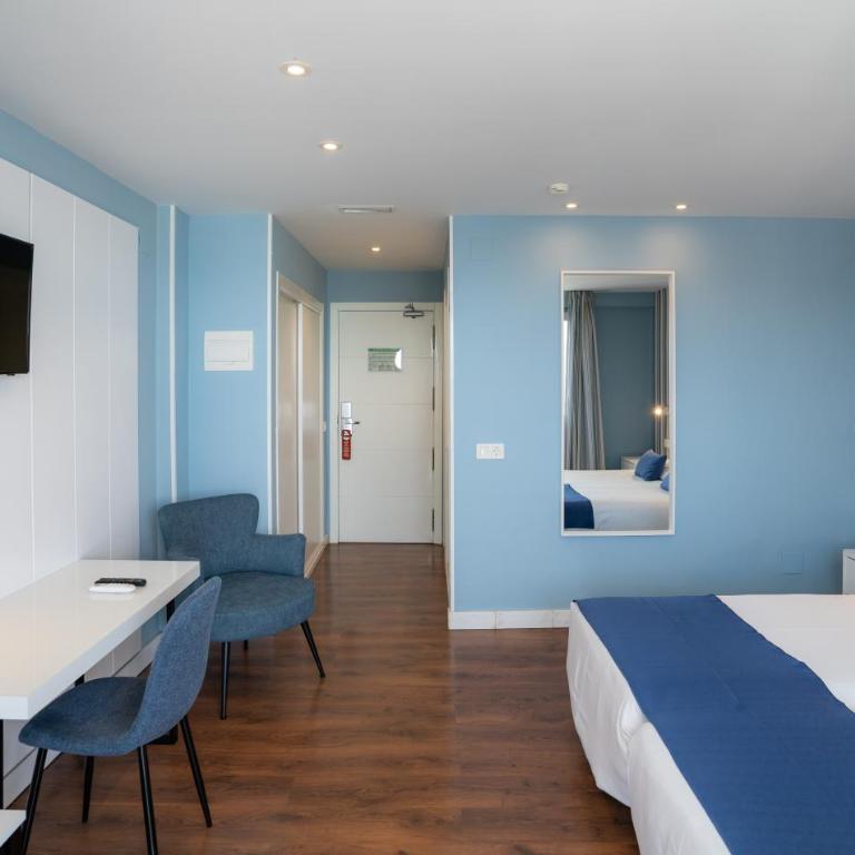 La Barracuda - Habitación Doble con vistas al mar y a la piscina - 12