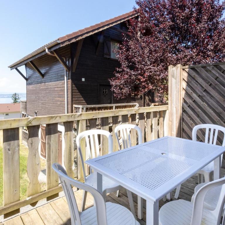 Résidence Odalys Les Chalets d'Evian - 3 Room Apartment - 6 People - 14