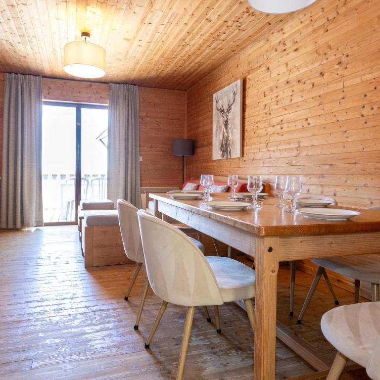 Résidence Odalys Les Chalets d'Evian - 3 Room Apartment - 6 People - 16