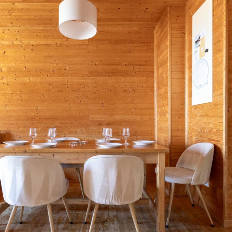 Résidence Odalys Les Chalets d'Evian - 3 Room Apartment - 6 People - 20