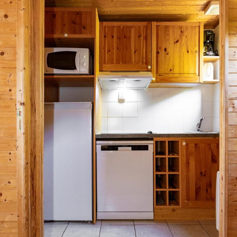 Résidence Odalys Les Chalets d'Evian - 3 Room Apartment - 6 People - 21