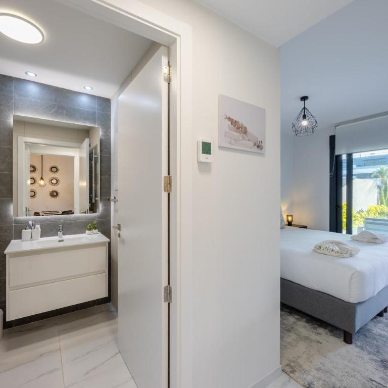Lagoons - Resort moderno con deporte y bienestar - Apartment mit Poolblick - 13