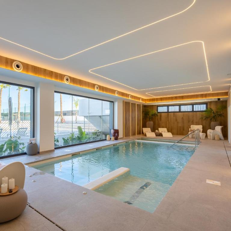 Lagoons - Resort moderno con deporte y bienestar - Apartment mit Poolblick - 29