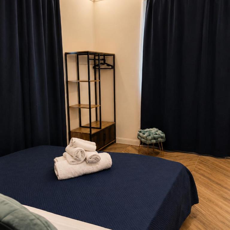 AL 54 Accommodation - Premium - Camera Deluxe - 1