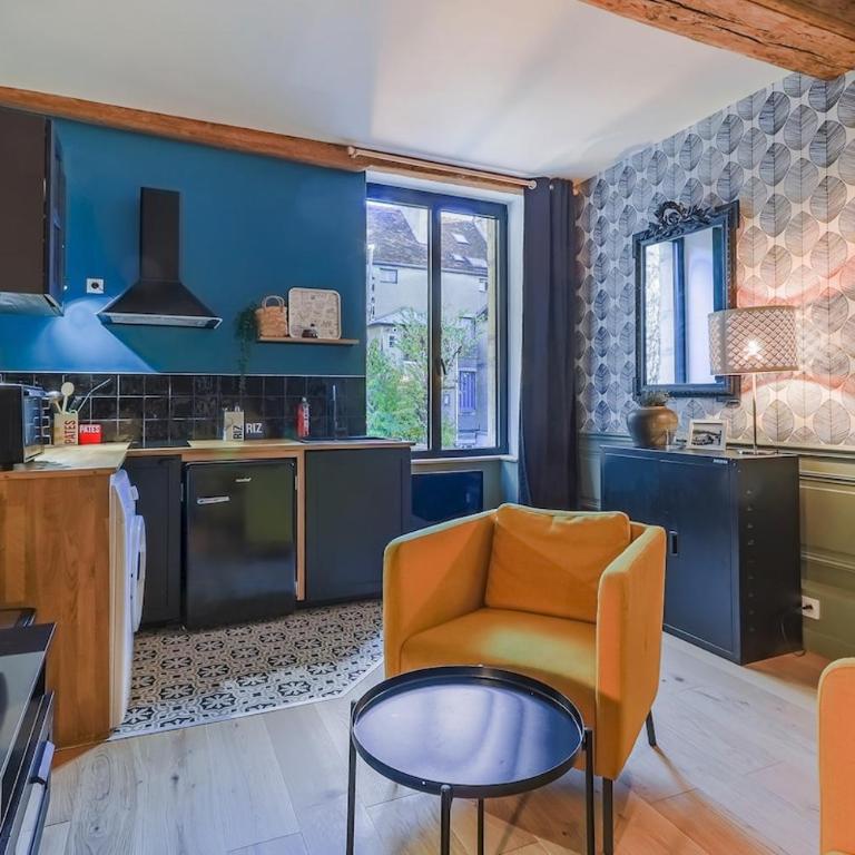 Studio Charme & Confort - Tout équipé, au cœur de Dijon - Apartamento Estudio con cama grande - 16