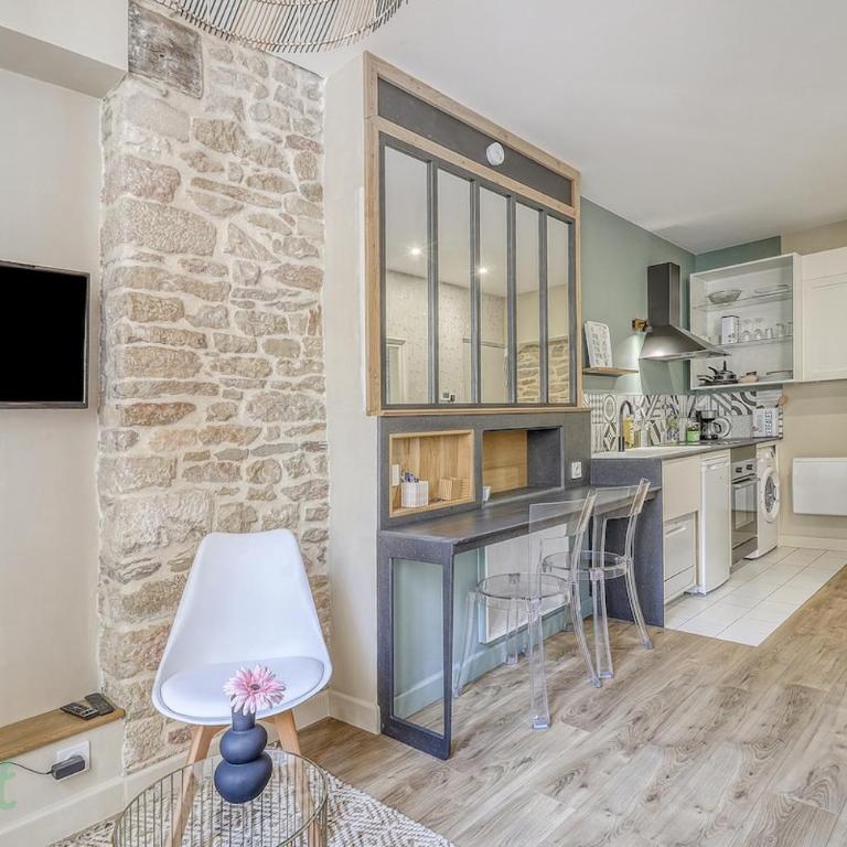 Studio Charme & Confort - Tout équipé, au cœur de Dijon - Apartamento Estudio con cama extragrande - 9