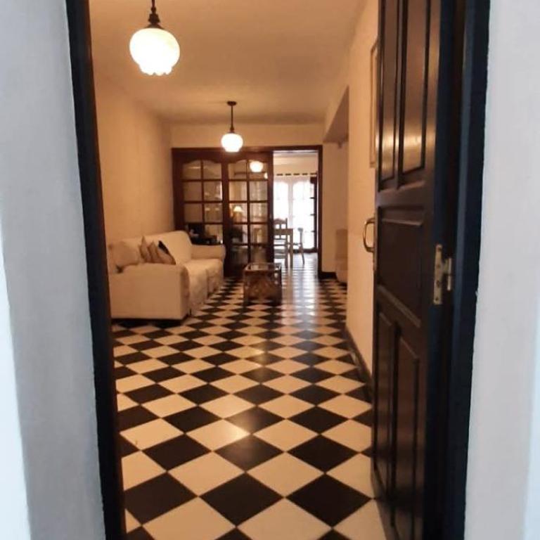 Cozy home with garage near Casona del Molino - One-Bedroom Apartment - 3