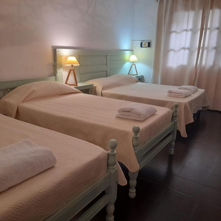Cozy home with garage near Casona del Molino - One-Bedroom Apartment - 6